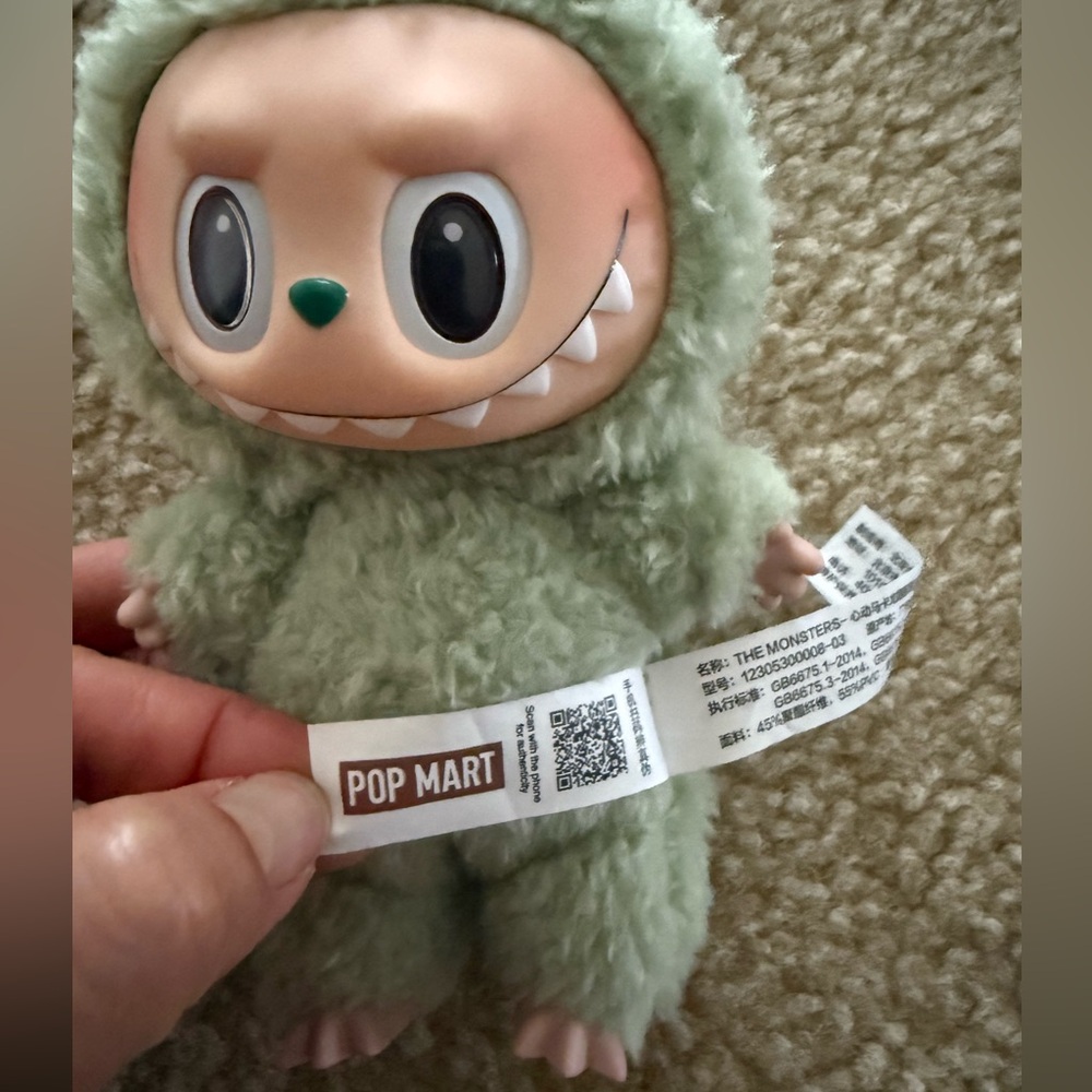 Pop Mart Monsters Macaron Labubu Green Grape Plush Keychain View 3